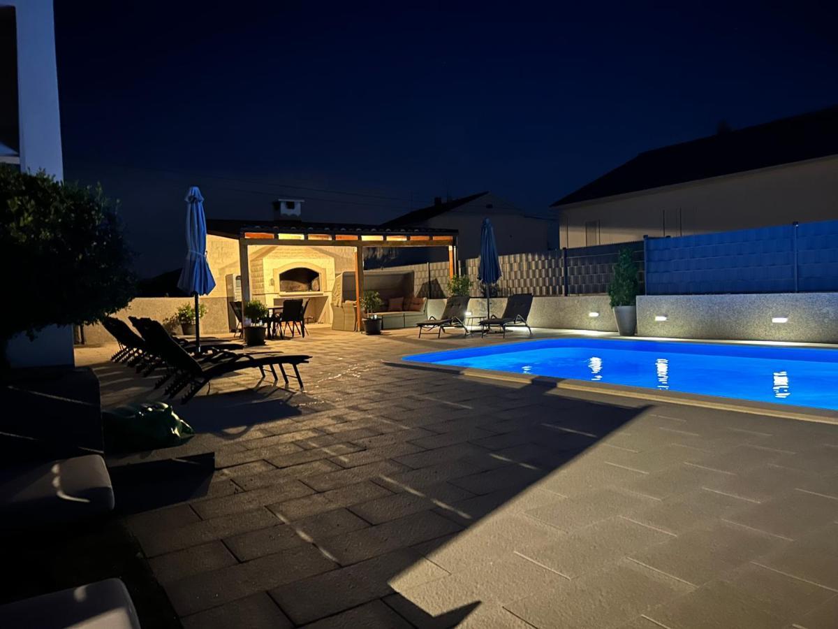 Villa Apartment Aa 2 Trogir Exterior photo