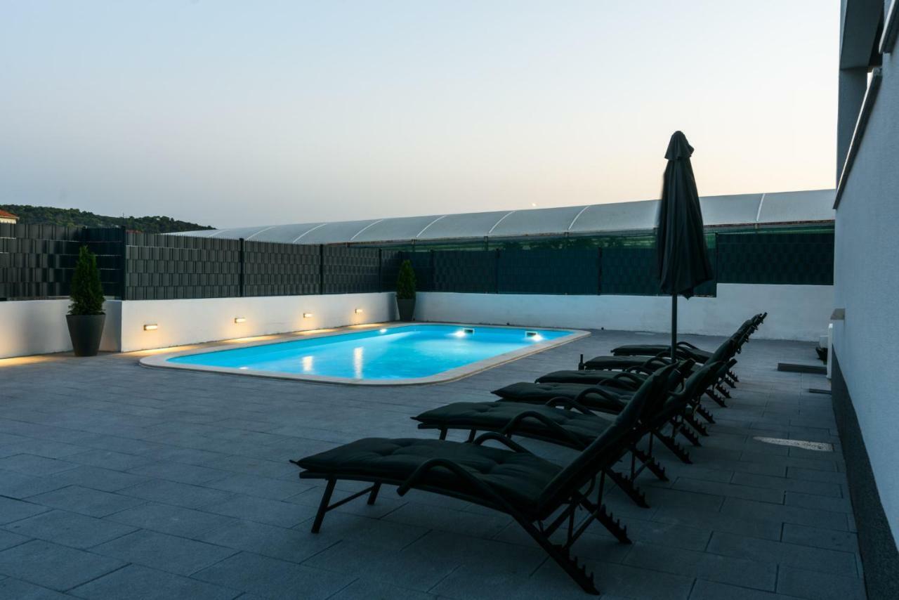 Villa Apartment Aa 2 Trogir Exterior photo
